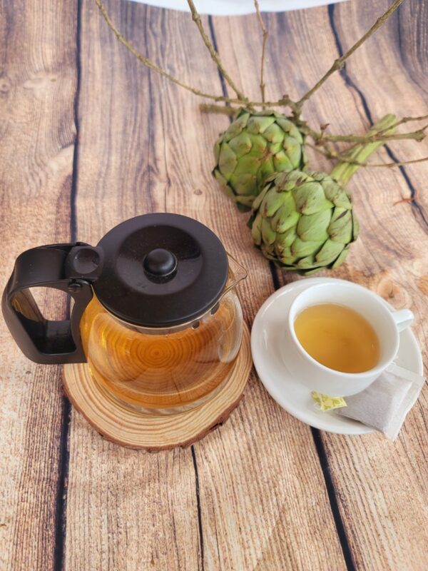 Một ngày không nên sử dụng quá một lít trà atiso đậm đặc